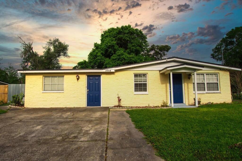 Spacious Family-Sized Home In Central Location Jacksonville Extérieur photo